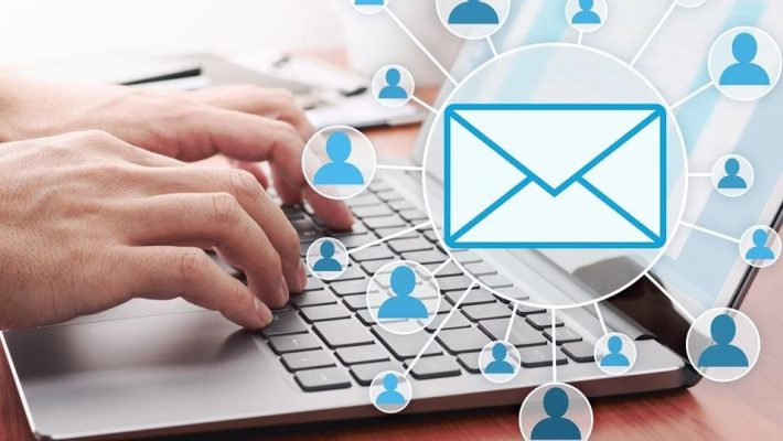  Email marketing và quảng cáo khai trương trực tuyến