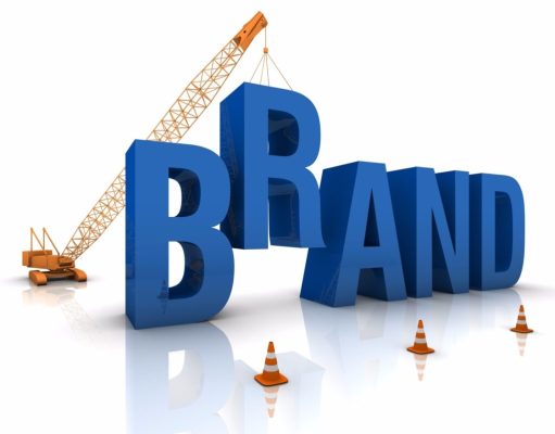 Xây dựng thương hiệu và marketing ngay từ ngày đầu