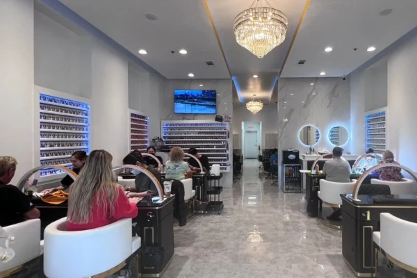 Rủi ro khi mua lại tiệm nail cũ
