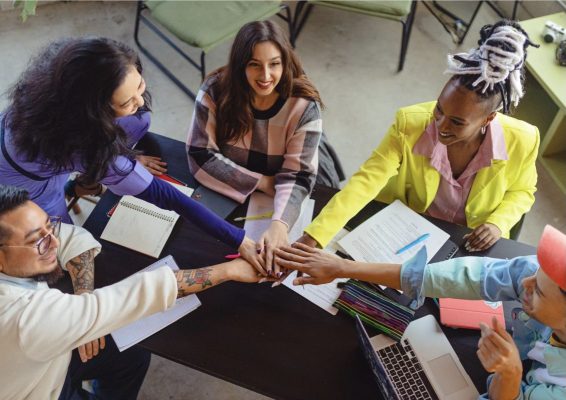 Tạo tinh thần đội nhóm gắn kết